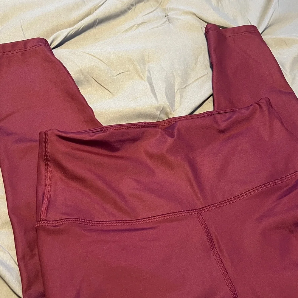 All In Motion Maroon Red High Rise Leggings & Sports-bra Set - Picture 14 of 16